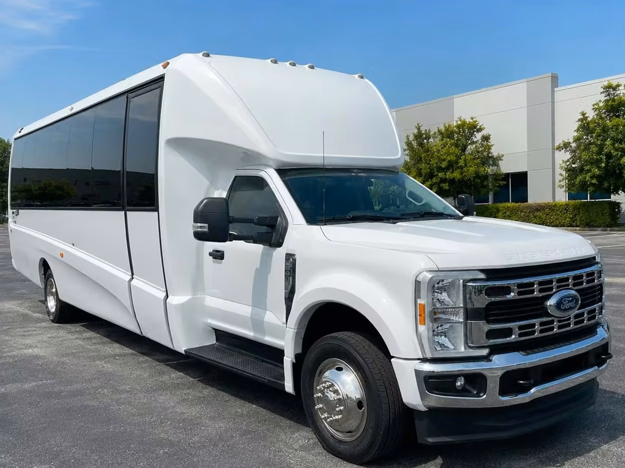 stanton 25 passenger minibus rental